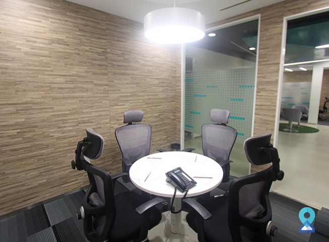 Meeting rooms in Kadubeesanahalli Village, Bengaluru